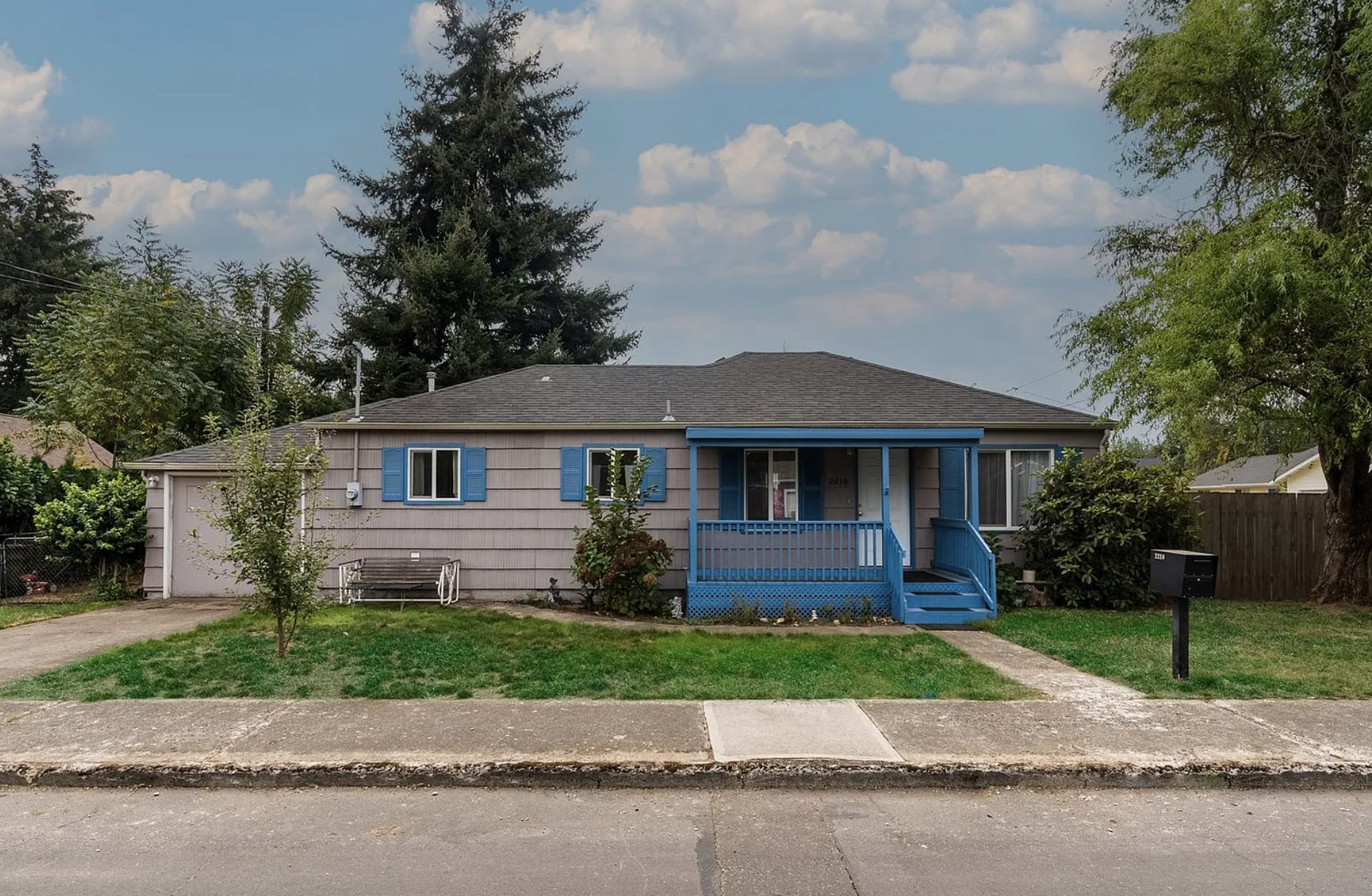 2210 Carleton Way Northeast