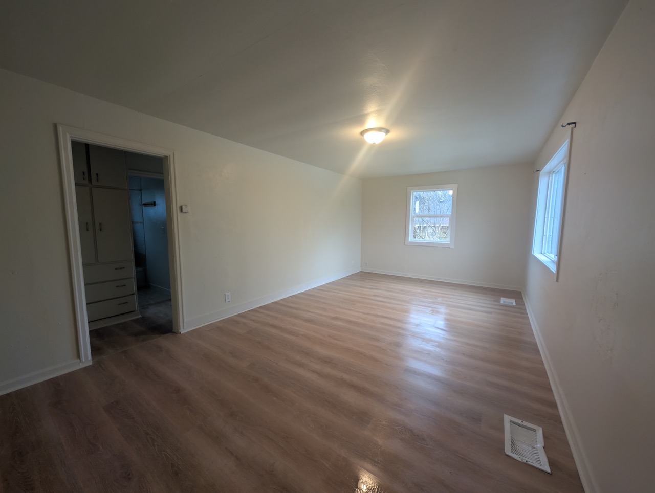 3770-3776 State Street - 3772